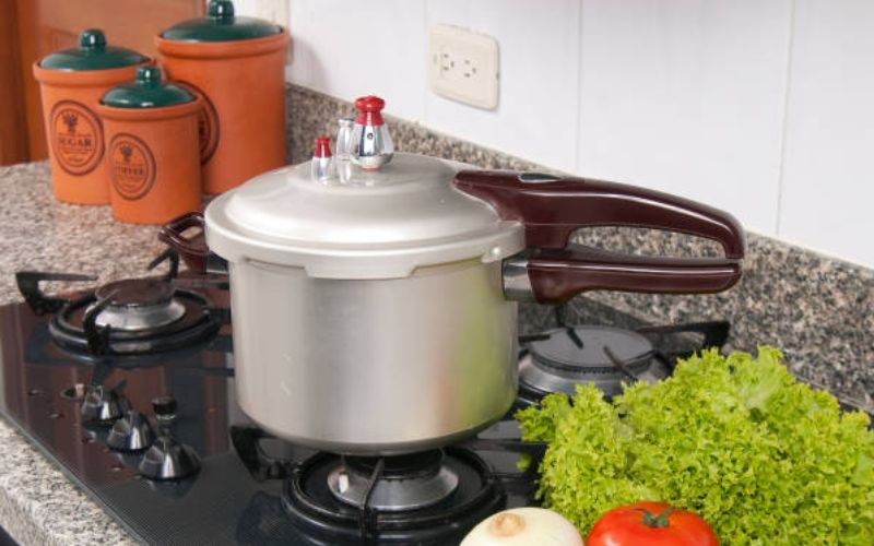Pressure cooker 4 litre